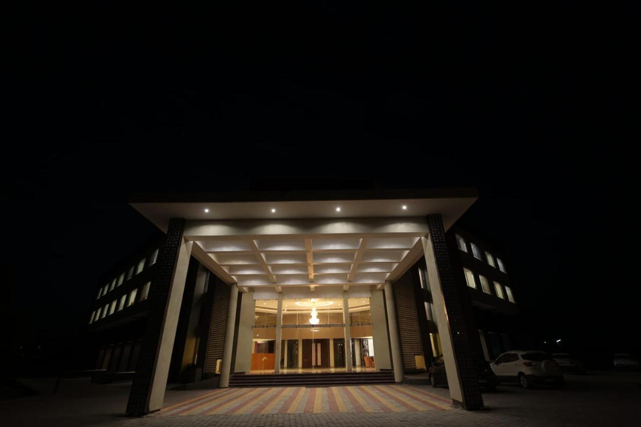 Bamboo Saa Mulberry Resort พุชการ์ ภายนอก รูปภาพ