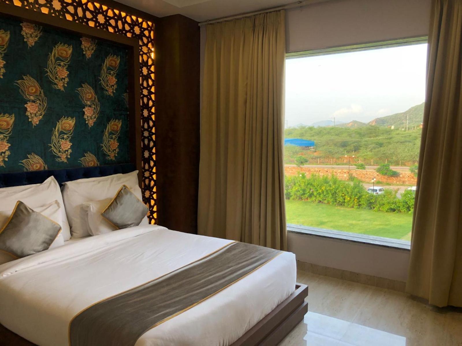 Bamboo Saa Mulberry Resort พุชการ์ ภายนอก รูปภาพ